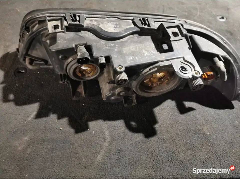 Lampa prawy przód BMW E39 osobowe Żory