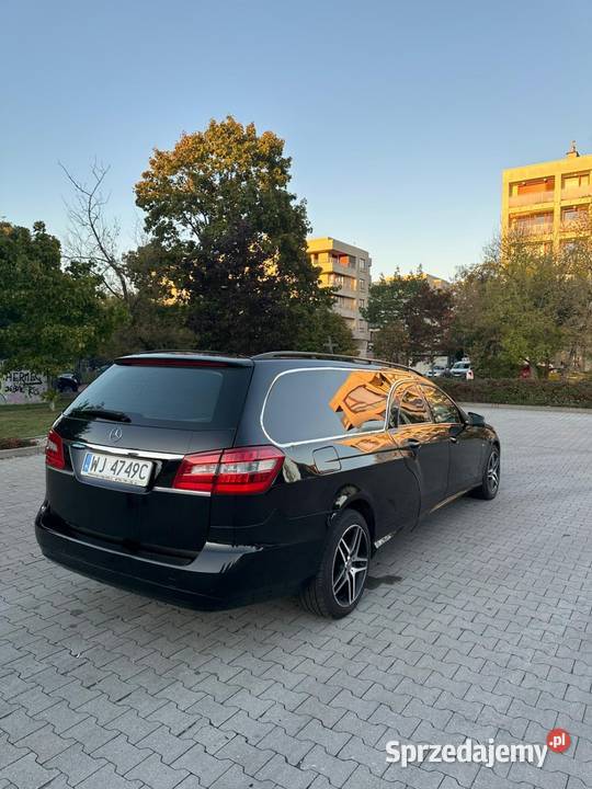 Mercedes W212 E klasa KARAWAN 2011 R mazowieckie Tłuszcz