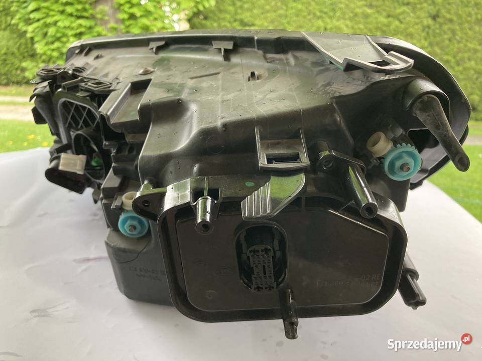 Reflektory xenonowe Vw Touareg 7P