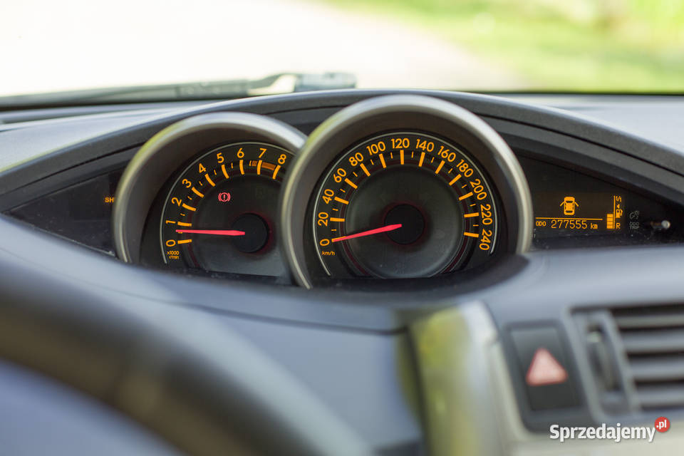 Toyota Verso 18 benzyna 7 Osób Thule Nowe Opony Rok produkcji 2009 Gdynia sprzedam