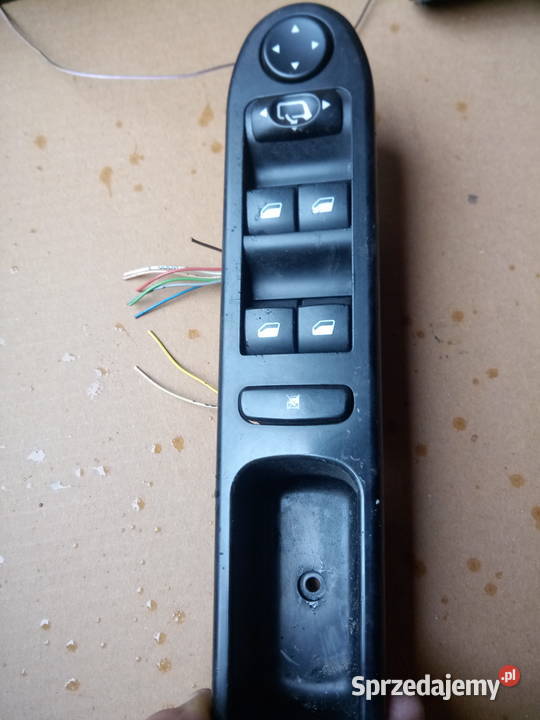 Przełącznik podnoszenia szyb peugot 307 sprzedam