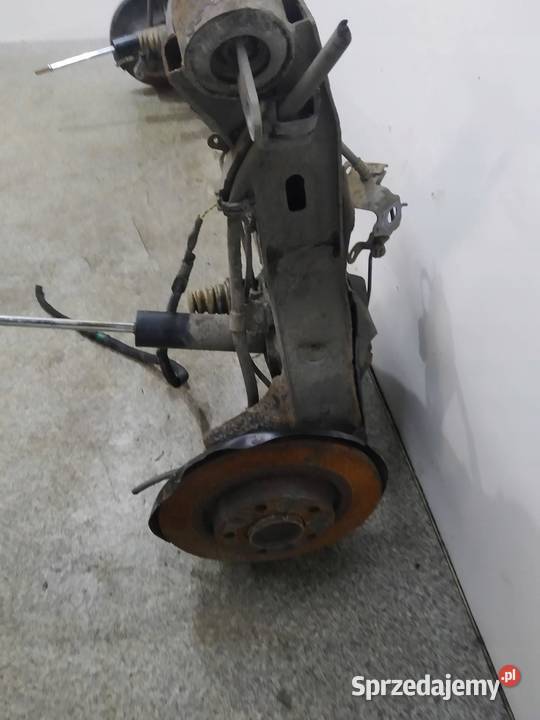 BELKA ZAWIESZENIA TYŁ T9 Peugeot 308 II 2014 Rok produkcji 2017 świętokrzyskie