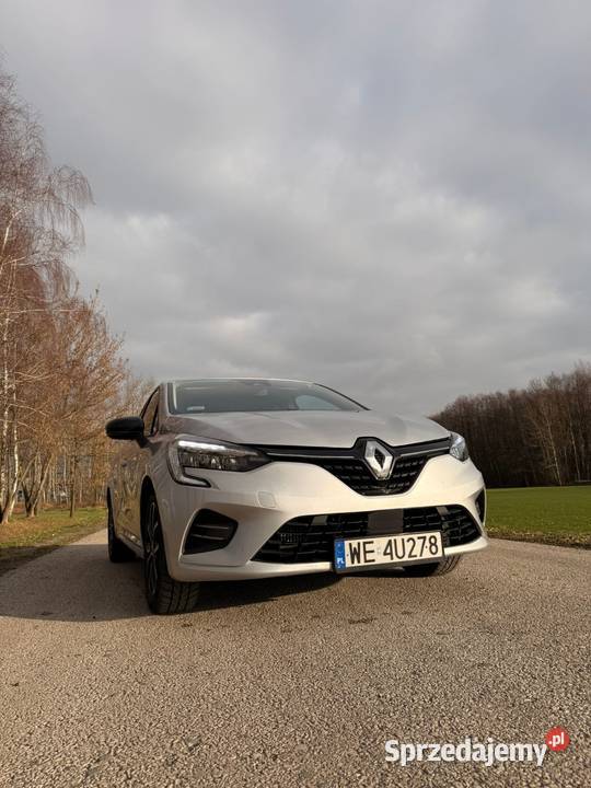 Renault clio V 2022 10b 6b przebieg 14776 Dębica