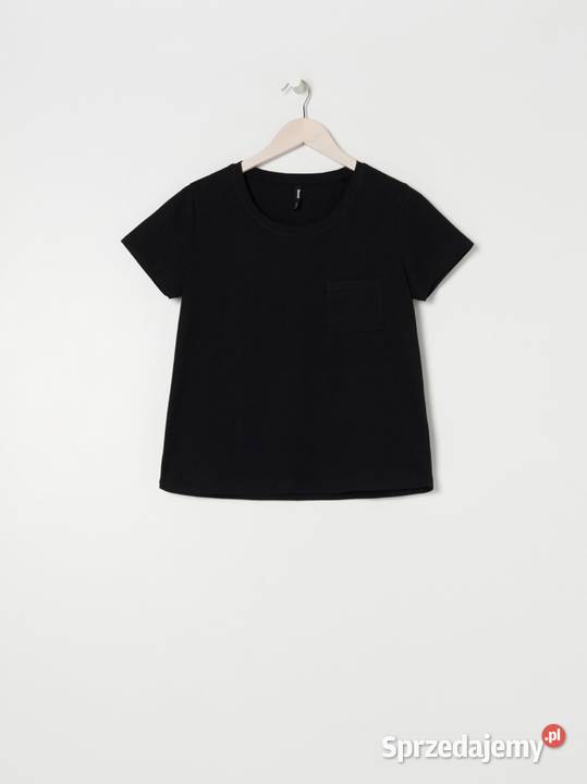 czarny shirt z kieszonką Sinsay Olkusz