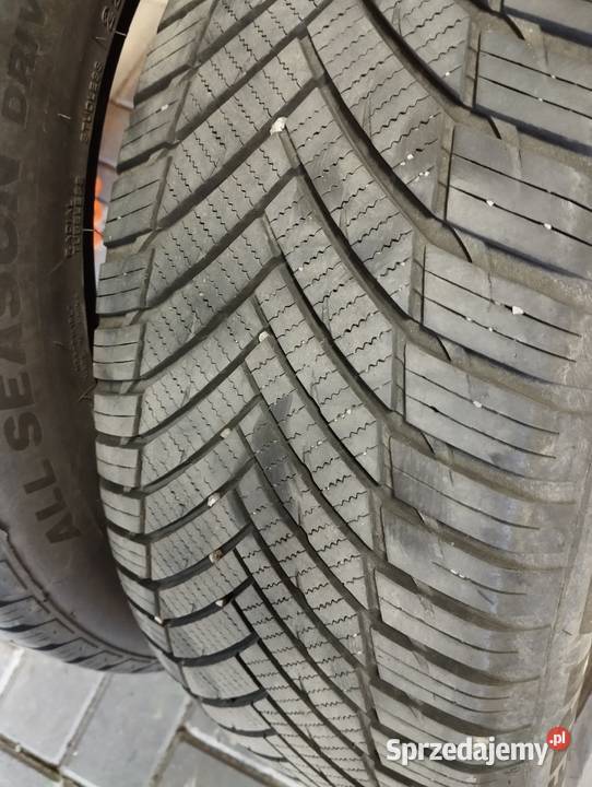 Opony wielosezonowe Samochodowe