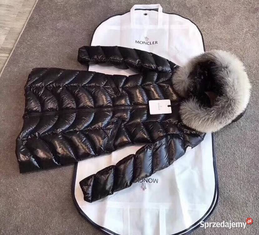 Płaszcz kurtka puchowa Moncler z futerkiem Gdynia
