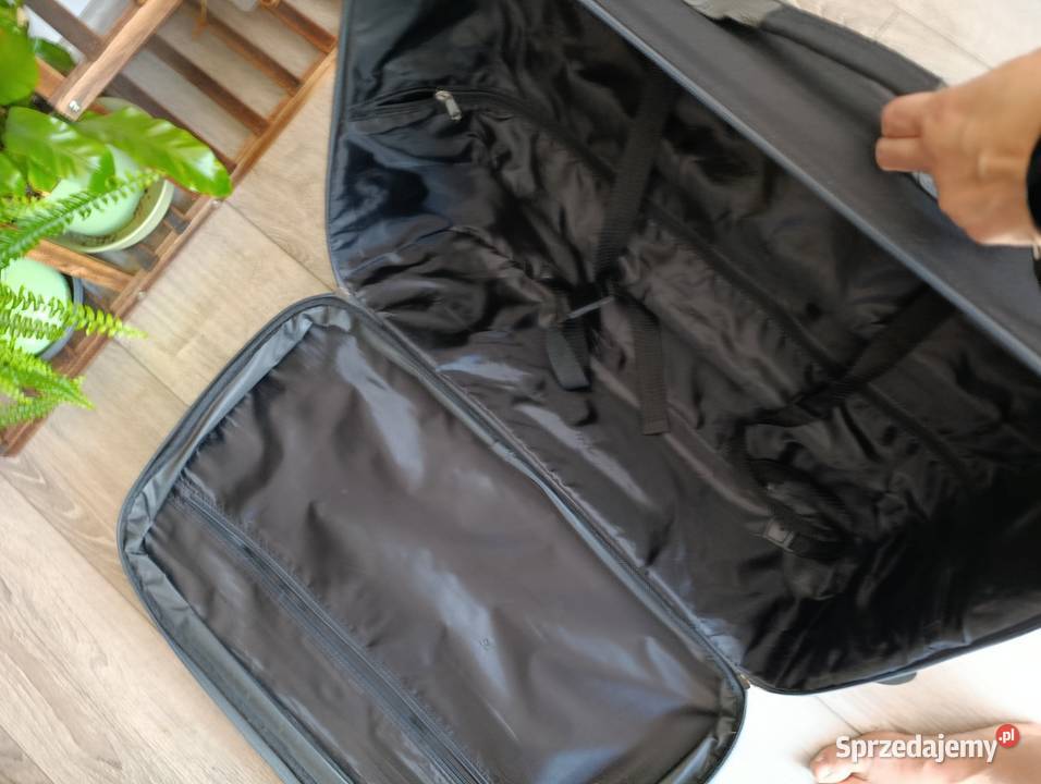 walizka czarna duża pilna sprzedaż wielkopolskie