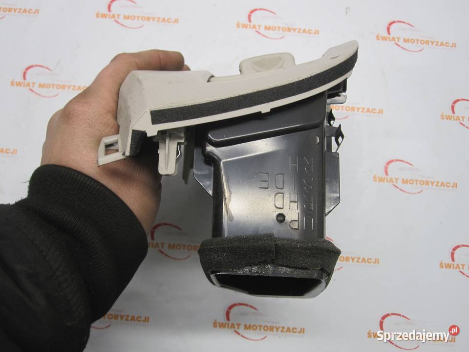 NISSAN LEAF I 11r kratka nawiewu 68760 3NB0A