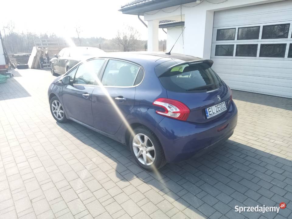 Peugeot 208 201314 14 eHDI automat 68KM mazowieckie Radom