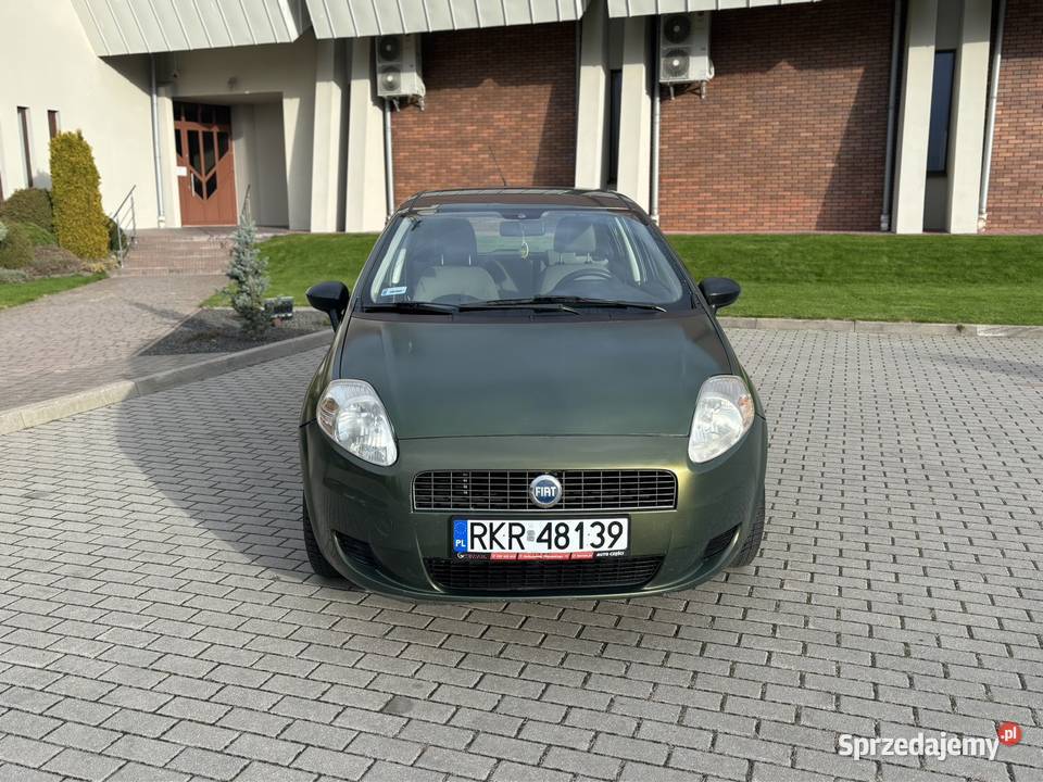 Fiat Punto 12BGAZ 5 Drzwi 2006 Długie OC kupiony w polskim salonie Chełm sprzedam