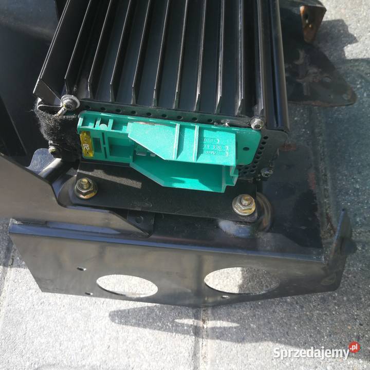 Kompletny zestaw głośników Bose do W210 kombi Wyposażenie wnętrza Kalisz