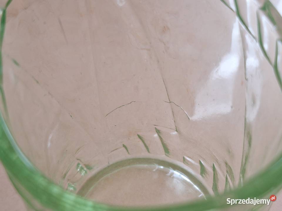 Magiczny Dzbanuszek Mlecznik ze Szkła Uranowego Gdańsk