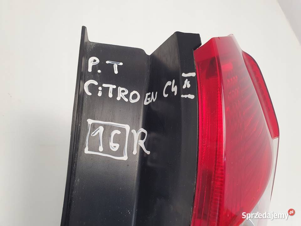 LAMPA PRAWA Citroen C4 II 1015r TYLNA prawy tył