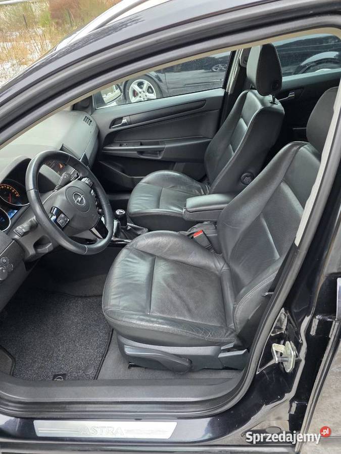 Zadbana Astra H kombi 18 140 253000km Gomunice