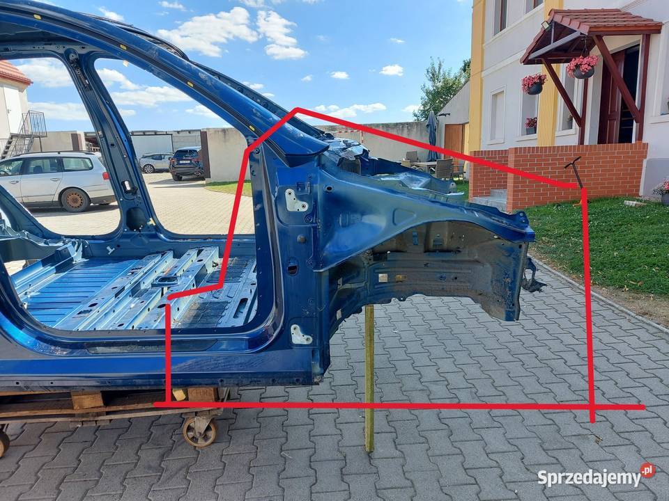 TESLA MODEL Y 2024r ĆWIARTKA PODŁUŻNICA PRAWY