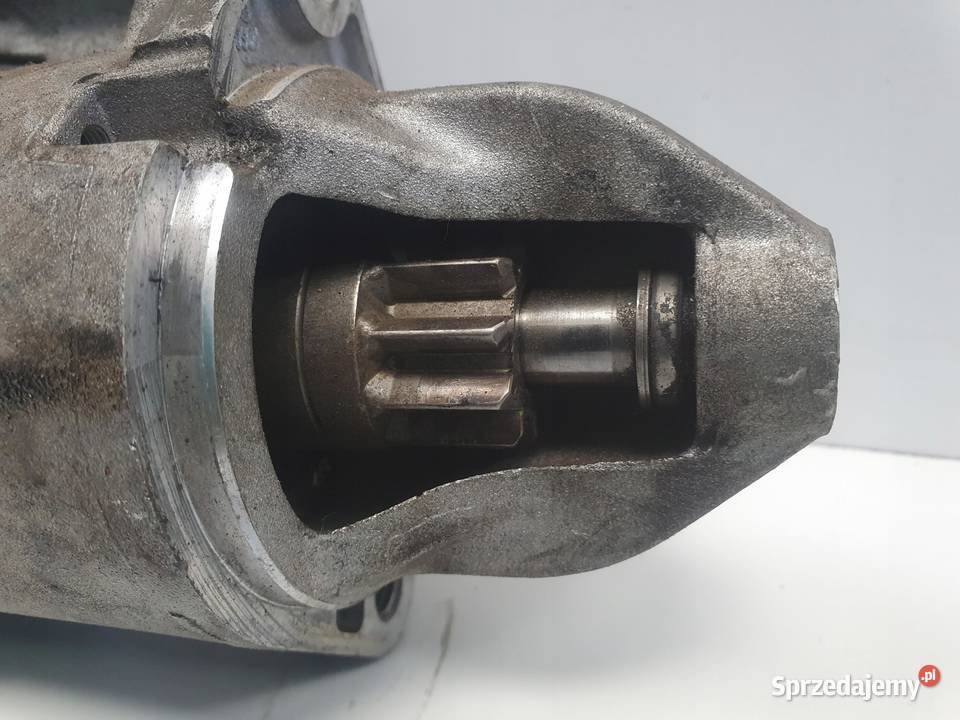 ROZRUSZNIK Mercedes W204 63 V8 AMG ROZRUSZNIK Układ elektryczny silnika