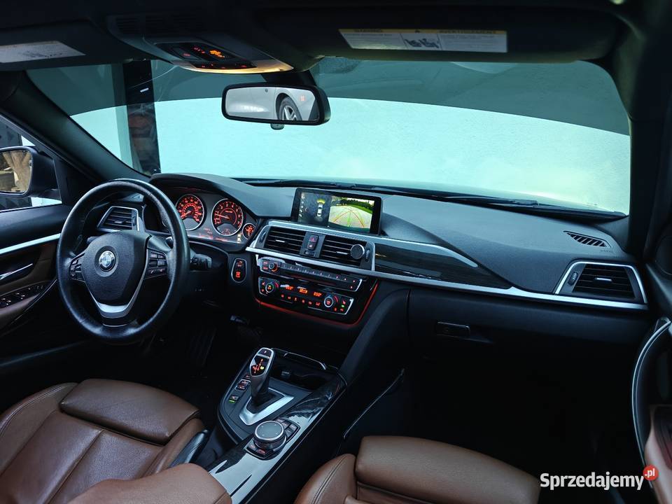 BMW F30 LCI 330i xDrive 252 M Pakiet ZF8HP B48 niebieski Łańcut