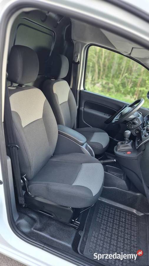 Kangoo MAXI L2 NAVI 115 98 98000km Daleszyce sprzedam