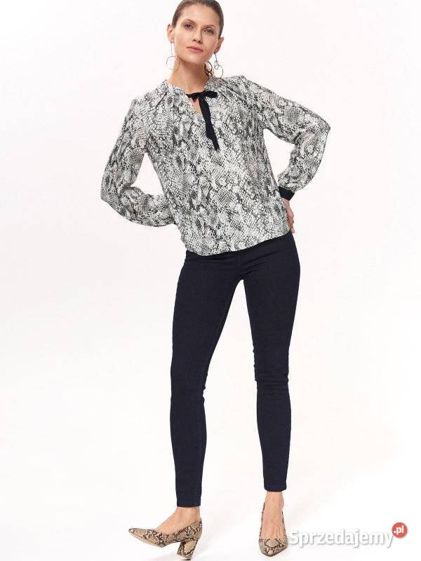 granatowe jeansy rurki Top Secret Olkusz