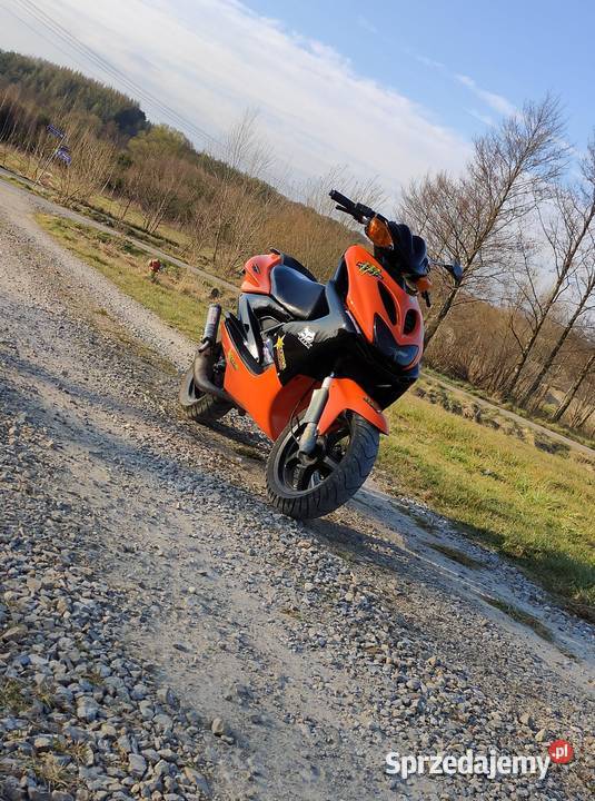 Yamaha Aerox 5070 Chłodzony cieczą Rok produkcji 2001 Pokrzywianka