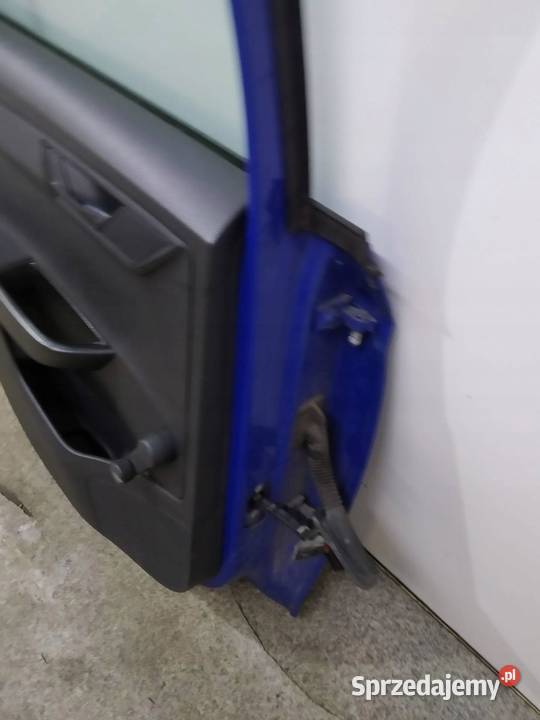 DRZWI LEWE TYŁ 5D HB LV5F Skoda Fabia III 2014