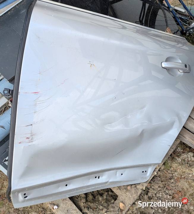 Drzwi volvo xc60 lewy przód kierowcy srebrne Dziewule sprzedam