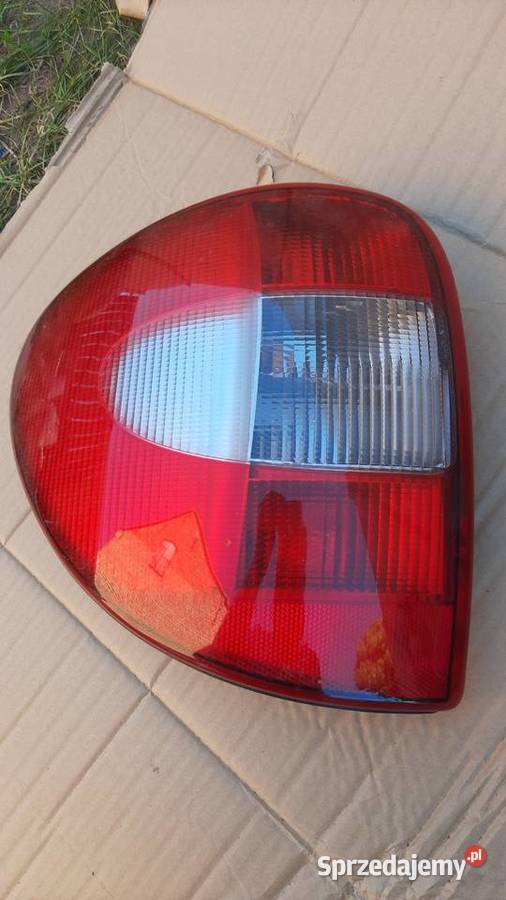 lampa tylna prawa lewa Chrysler Voyager IV dolnośląskie Dębno
