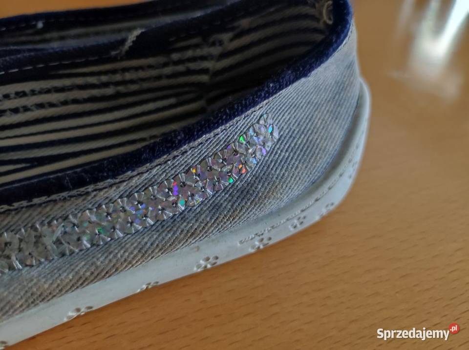 dziewczęce letnie tenisówki z kokardką z Kielce