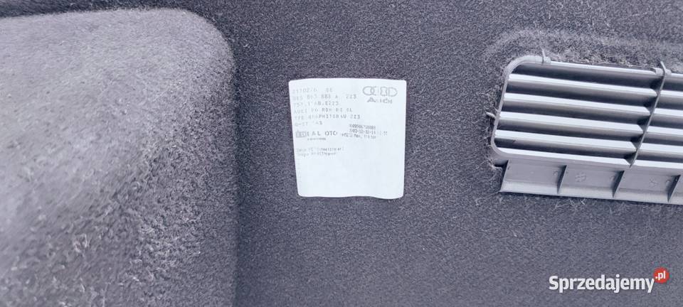 TAPICERKA BOCZEK BAGAŻNIKA AUDI A4 B6 8E0863888A Tapicerki samochodowe Przystajń