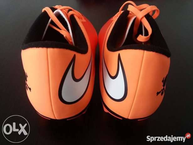 NOWE Korki NIKE HYPERVENOM PHADE FG rozmiar 425 Zawiercie
