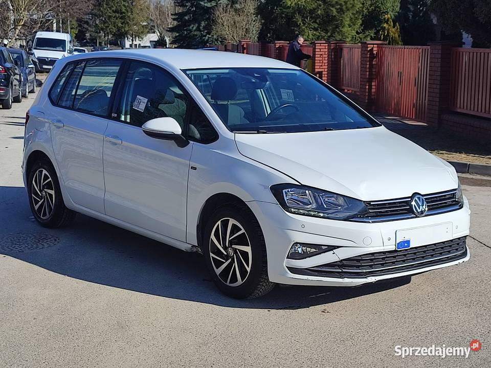 Golf sportsvan 10 B navi kamera 133000 999cm3 Volkswagen Kielce