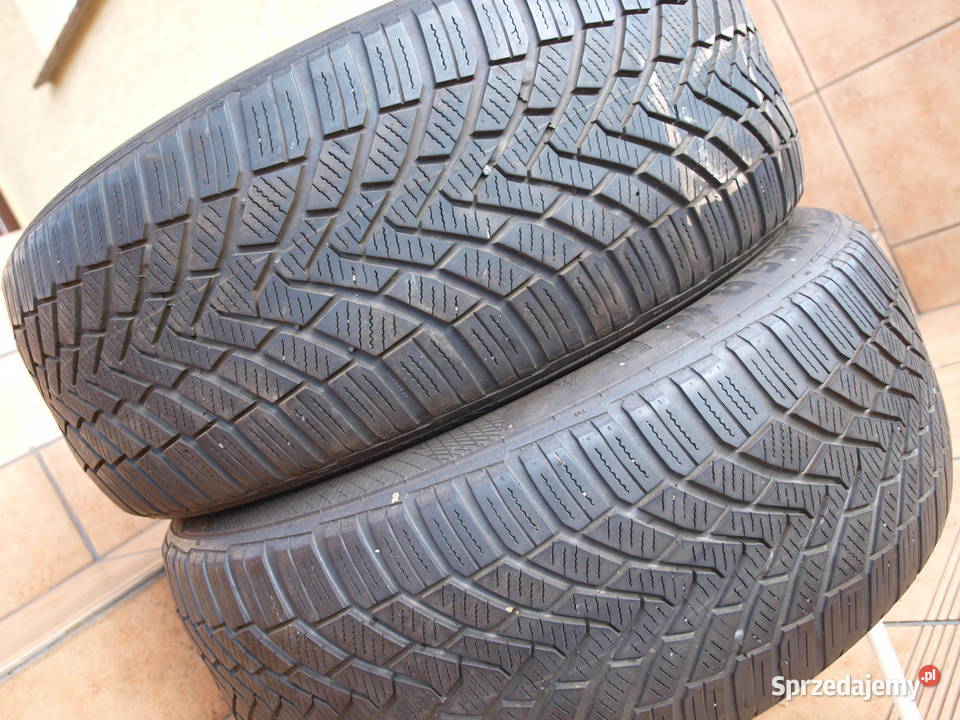 Opony zimowe 215 55 16 Continental 2 sztuki