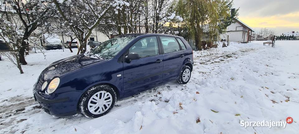 Volkswagen Polo 2002 granatowy