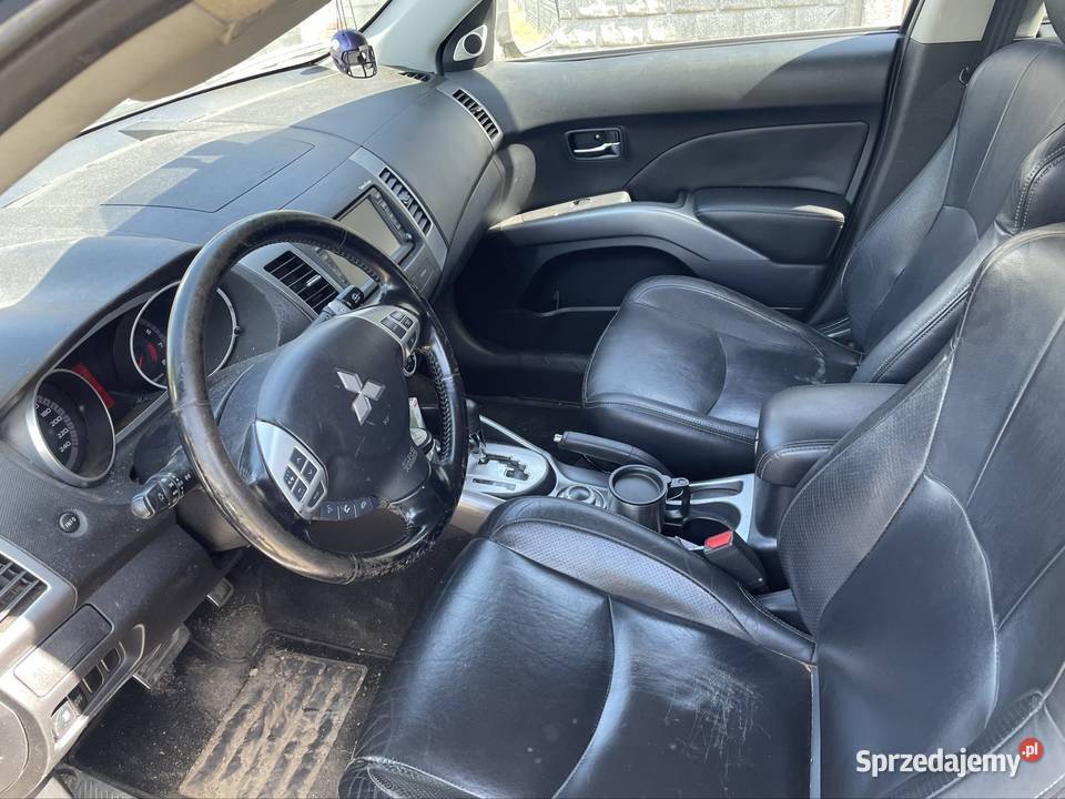 Mitsubishi outlander 24 benzynalpg sprowadzony z Outlander Szczecin sprzedam