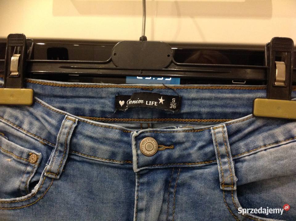 Spodnie Jeans Damskie S Cyrkonie j nowe Rozmiar 36(S) sprzedam