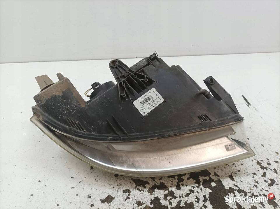 LAMPA PRZÓD LEWA EU LIFT 3B0941015AN VW Passat V Rok produkcji 2004 Lampy przednie
