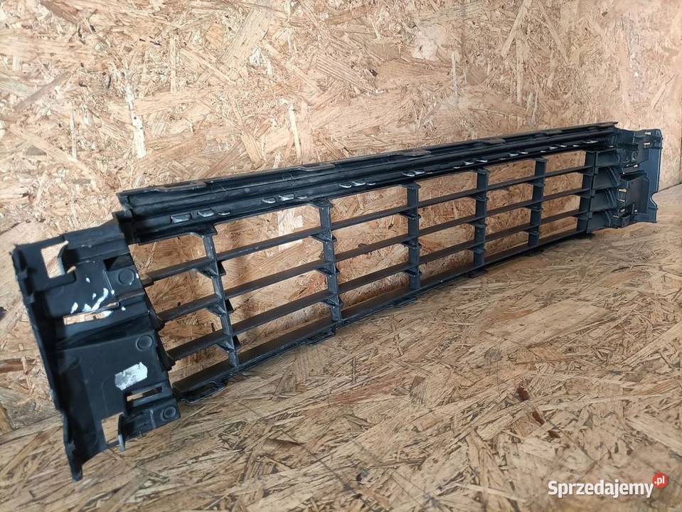 VW POLO V LIFT ATRAPA KRATKA ZDERZAKA 6C0853677B Pleszew