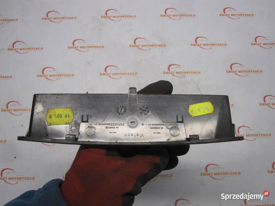 OPEL VIVARO A LIFT 11r ramka radia CD 8200933948 Kielce sprzedam