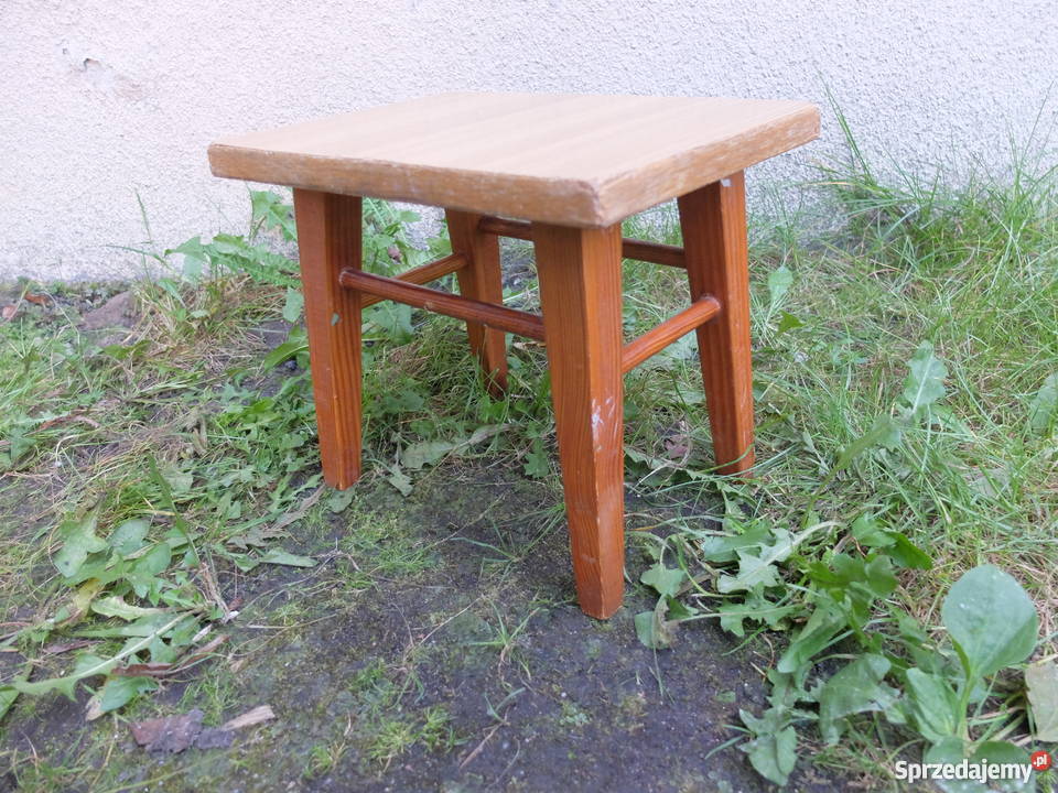 Mały taboret ryczka 339 Kościan