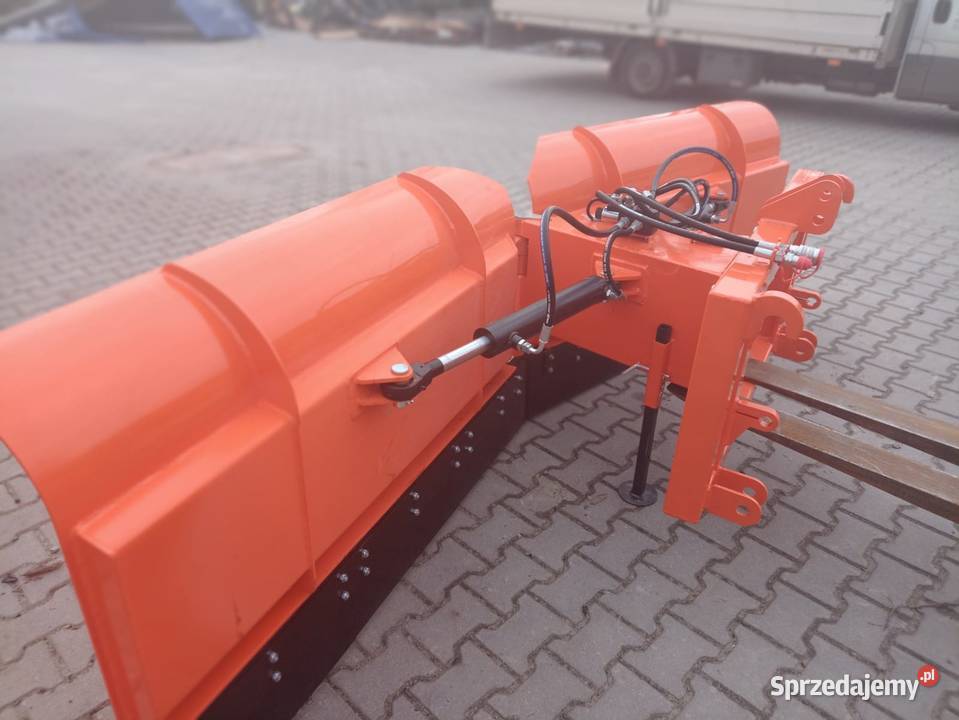 Pług śnieżny strzałka 26m i 30m zaczep eurotuz podkarpackie Dębica sprzedam