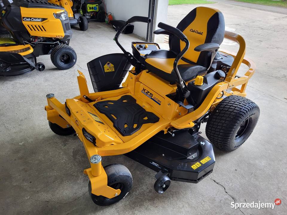 Cub Cadet XZ5 L127 Ultima 24 Kawasaki Traktorek Dymki