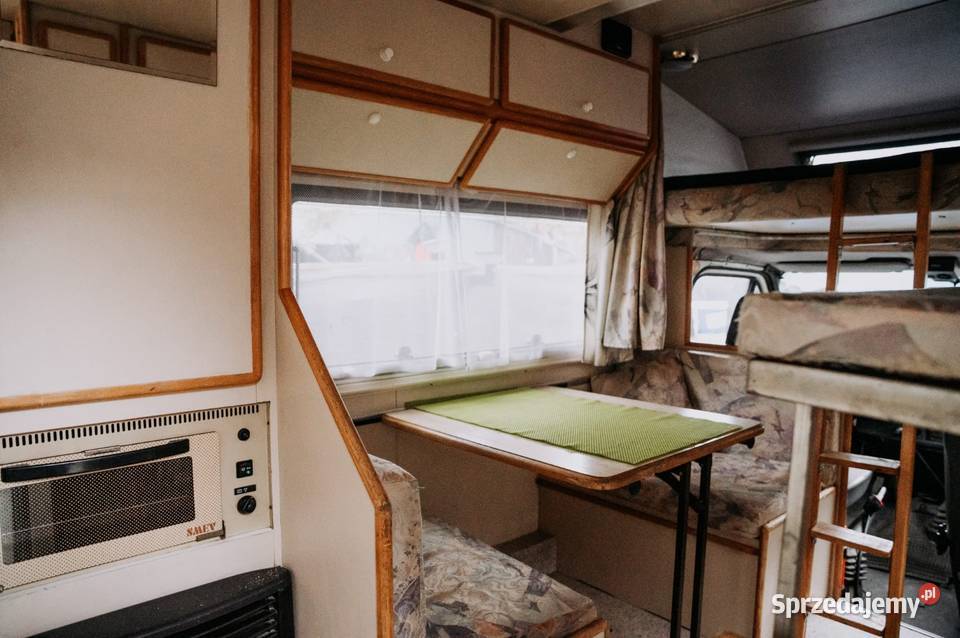 Kamper Pioneer Rok produkcji 1990 Tarnów