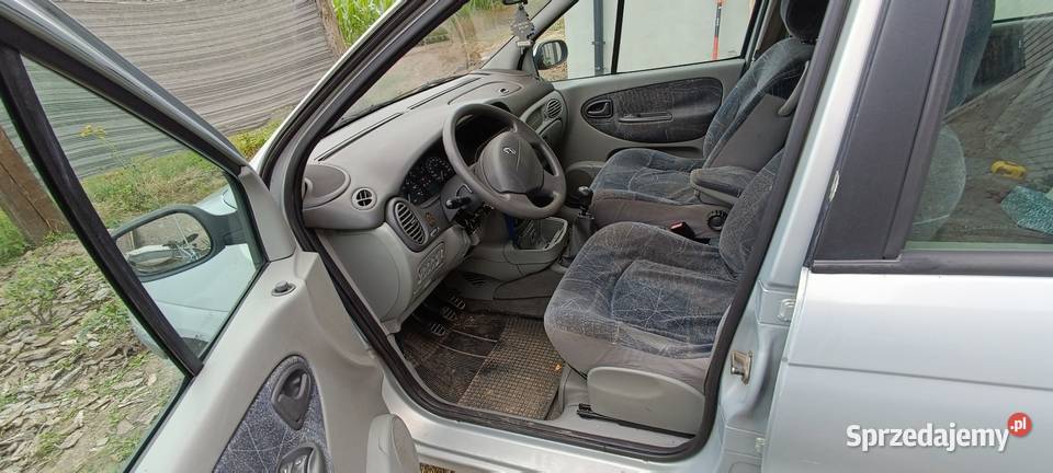 Renault Megane scenic 19 dCi diesel odtwarzacz DVD
