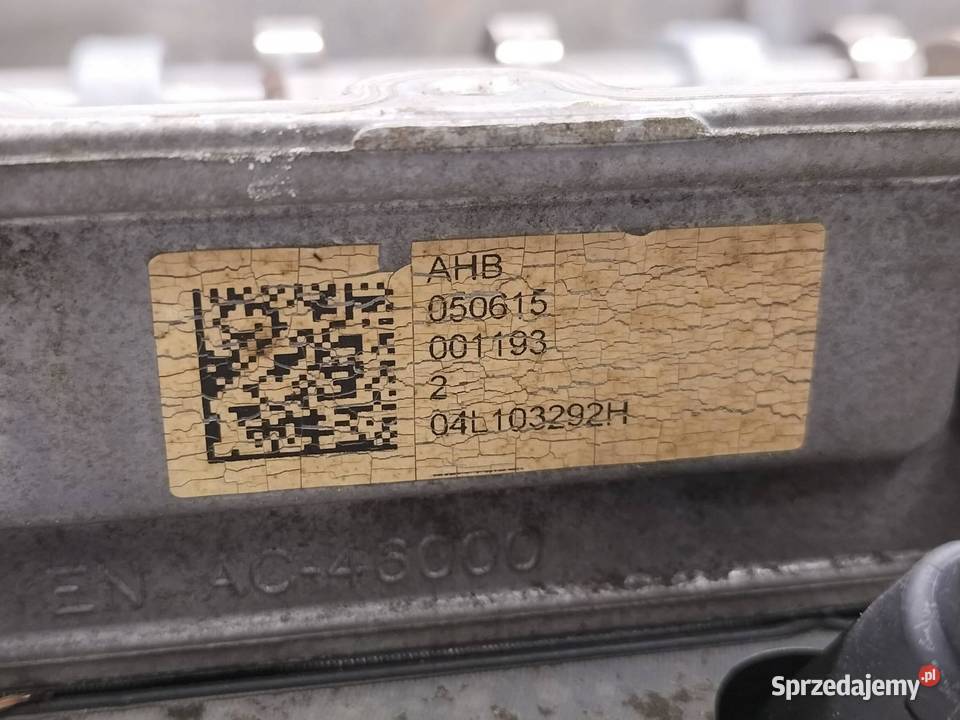 GŁOWICA KOMPLETNA 04L103373E 20 TDI VW