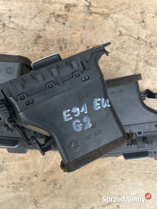 Kratka nawiewu prawa BMW E90 E91 Stalowa Wola