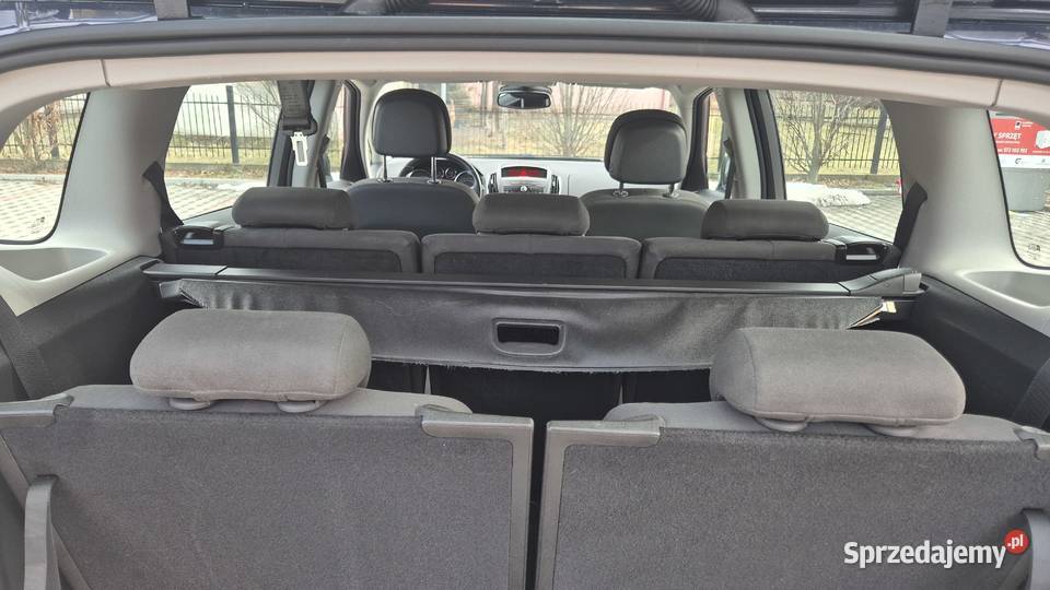 ZAFIRA 14 140 7 OSOBOWA OPŁACONA