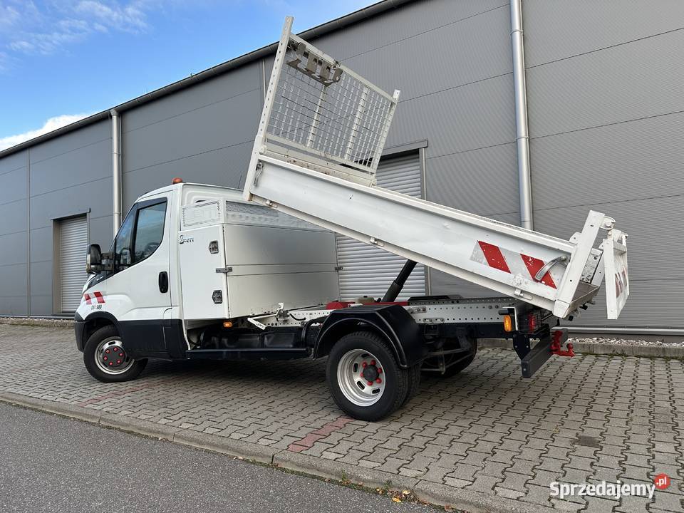IVECO DAILY 35150 23 150 KIPPER WYWROTKA manualna Piekarzew sprzedam