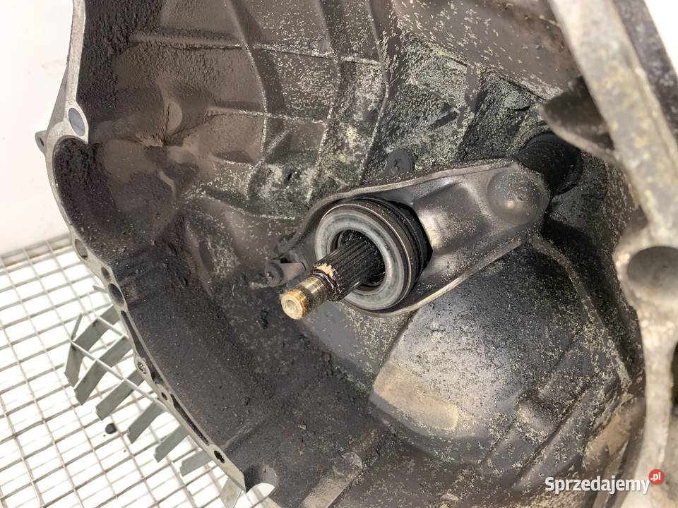 SKRZYNIA BIEGÓW AUDI A6 C6 JMC 27 180 0411 osobowe