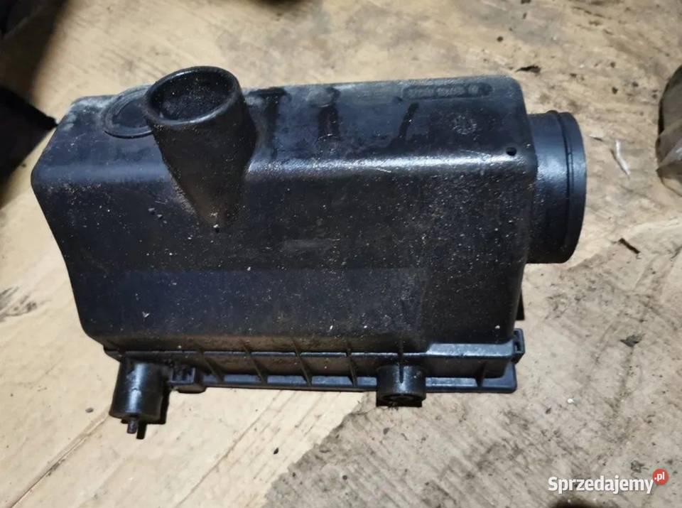 Obudowa filtra powietrza BMW E30 m40 dolna część Żory