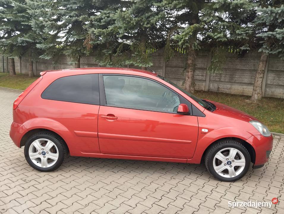 Ford Fiesta 14 benzyna 2007 lift nowe opony lakier metallic Fiesta Jarosław